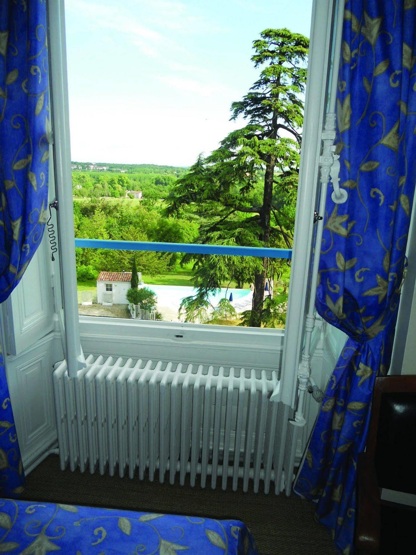 Hotel Domaine Du Breuil Cognac Exterior photo